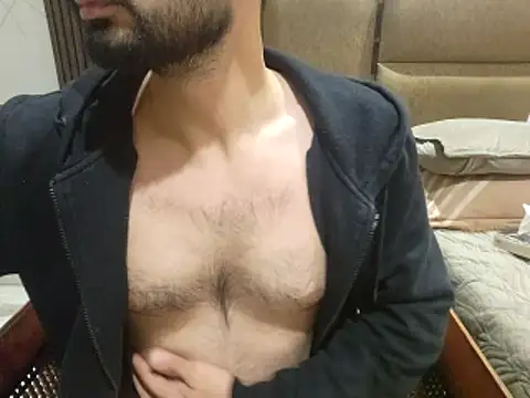 mlove902 online show from 02/15/26, 06:04