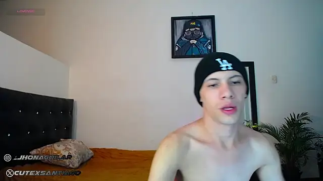 santiago cutex online show from 09/19/25, 04:25