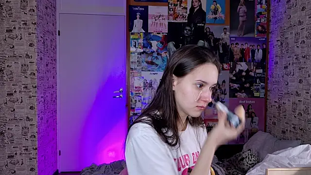 LucyRose3 online show from 11/24/25, 04:45