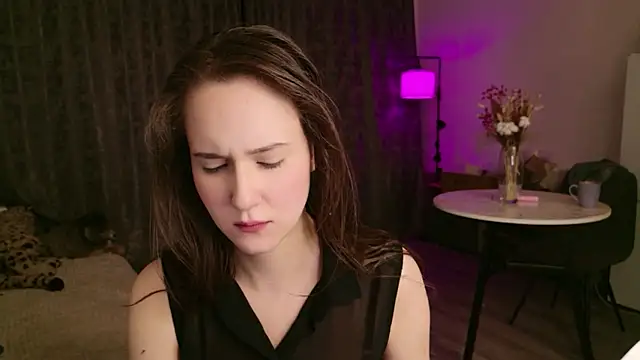 LucyRose3 online show from 04/27/26, 06:39