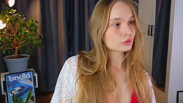 lisa schiele online show from 09/24/25, 08:23