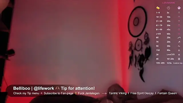 Snapshot of SwingWingWomanSweden chatting on 10/21/25, 06:25 SwingWingWomanSweden online show from 10/21/25, 06:25