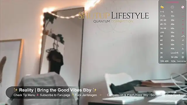 SwingWingWomanSweden online show from 05/15/26, 08:54