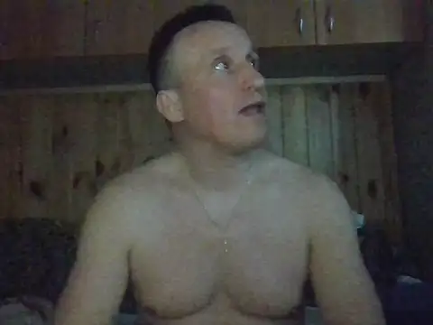Snapshot of Maksymilian1 chatting on 04/26/26, 07:00 Maksymilian1 online show from 04/26/26, 07:00