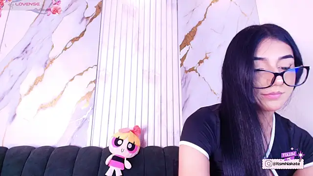 Snapshot of Mhiaa_Sweet chatting on 05/11/26, 02:45 Mhiaa Sweet online show from 05/11/26, 02:45
