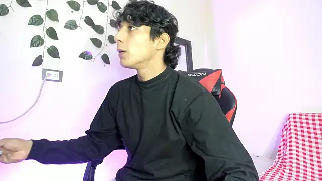 axel rousse2 online show from 11/26/25, 11:50