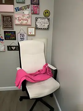 Juicystorm online show from 10/07/25, 03:04