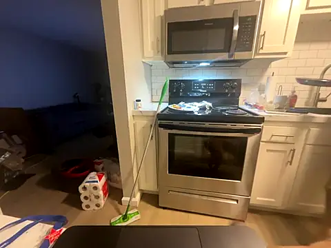 Juicystorm online show from 10/16/25, 02:34