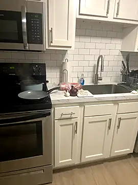 Juicystorm online show from 10/20/25, 02:23