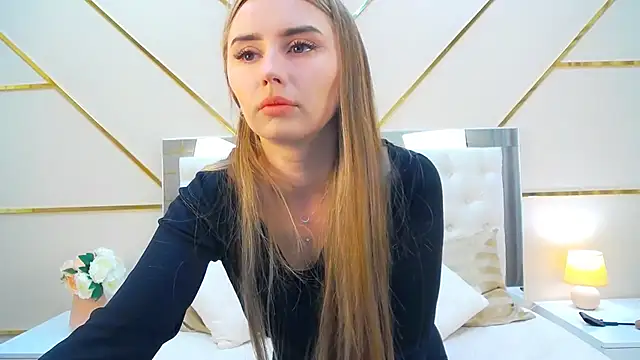 Snapshot of BeatriceAddams chatting on 07/11/26, 09:27 BeatriceAddams online show from 07/11/26, 09:27