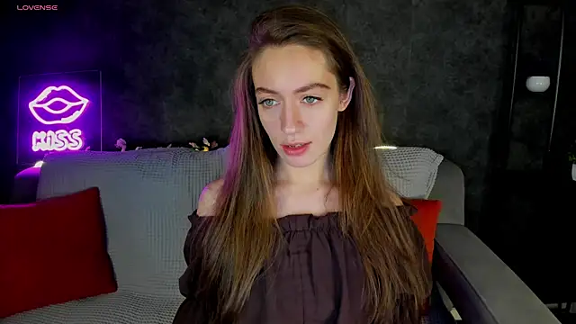 Agnes Wells online show from 04/03/26, 01:03