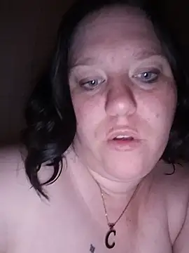 Feuchtekitty92xh online show from 10/25/25, 07:52