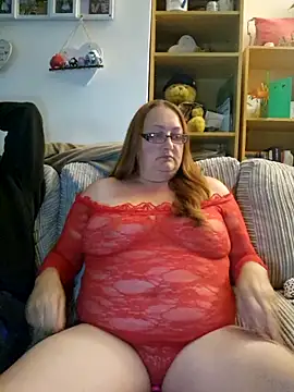 Snapshot of Luscious-LucyXX chatting on 06/07/26, 08:12 Luscious-LucyXX online show from 06/07/26, 08:12