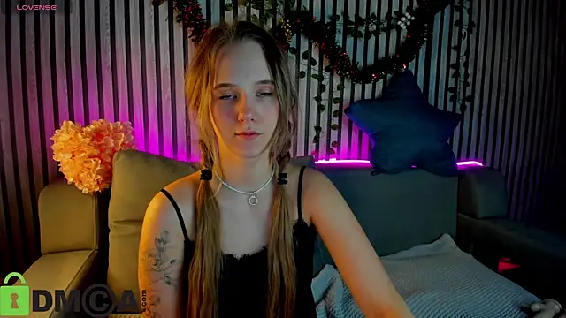 Casey Sweeet online show from 01/06/26, 11:29