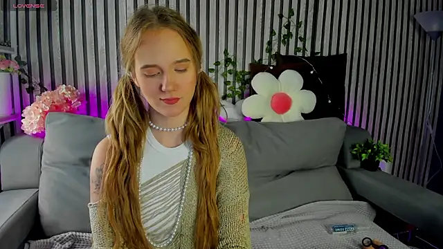 Casey Sweeet online show from 03/12/26, 10:38