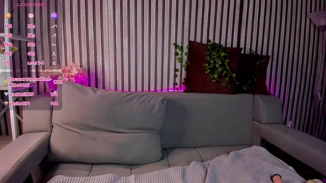 Casey Sweeet online show from 04/21/26, 09:28