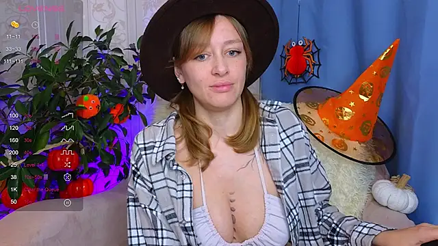 evashiny  online show from 10/30/25, 04:25