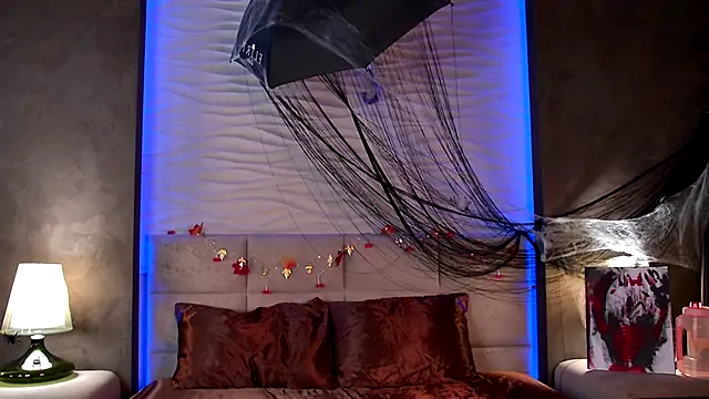 Snapshot of AriWild chatting on 10/31/25, 04:57 AriWild online show from 10/31/25, 04:57