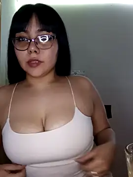 Snapshot of soo2303 chatting on 10/03/25, 08:50 soo2303 online show from 10/03/25, 08:50