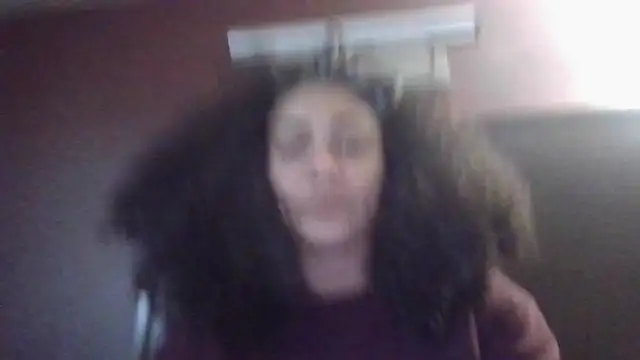 Snapshot of Flossee chatting on 10/04/25, 03:48 Flossee online show from 10/04/25, 03:48