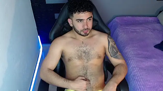 adamhairy online show from 11/08/25, 08:18