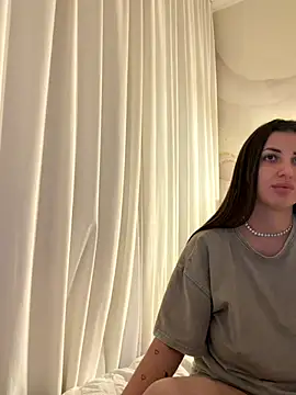 Snapshot of TiffaNoel chatting on 11/29/25, 03:15 TiffaNoel online show from 11/29/25, 03:15