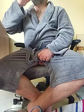 Nesch82 online show from 03/16/26, 08:18