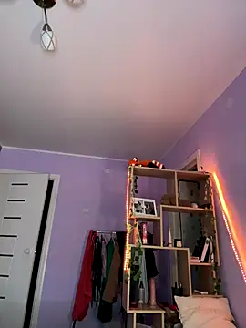 KassandraTress online show from 10/26/25, 03:18