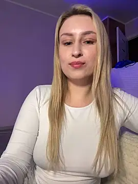KassandraTress online show from 05/21/26, 06:37