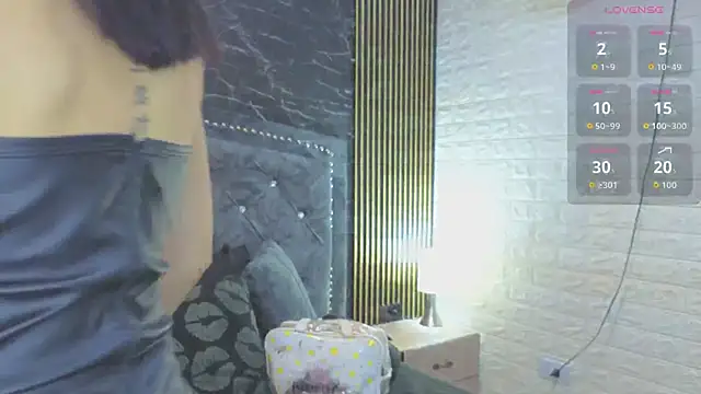 AnastasiaColeman online show from 04/03/26, 08:18