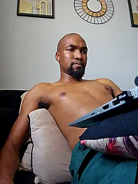 mojaymort online show from 10/17/25, 08:39