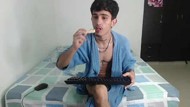 nextboywell1 online show from 11/23/25, 09:20