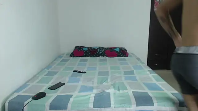 nextboywell1 online show from 11/23/25, 11:48