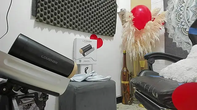 nextboywell1 online show from 02/14/26, 09:00