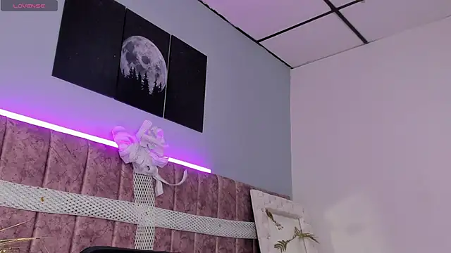  jasmine blush online show from 12/18/25, 01:17