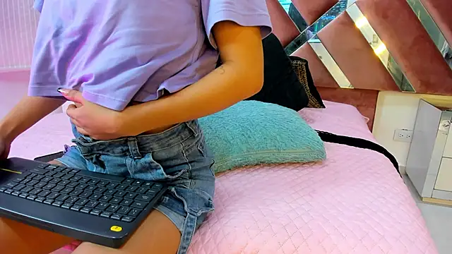  jasmine blush online show from 03/29/26, 11:54