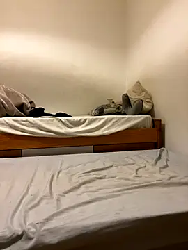 Miguel02ex online show from 11/17/25, 09:31