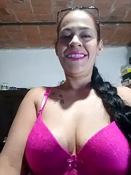 cositabonita08 online show from 09/08/25, 09:47