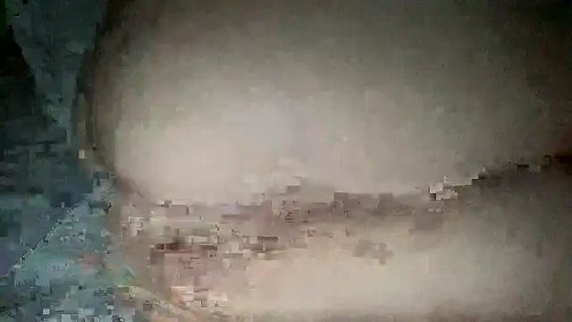 Snapshot of andrea4114 chatting on 09/17/25, 03:52 andrea4114 online show from 09/17/25, 03:52