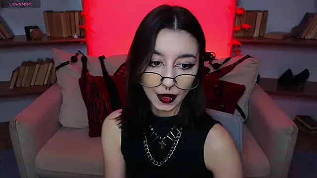 Mistress  Marcelline online show from 10/12/25, 09:30