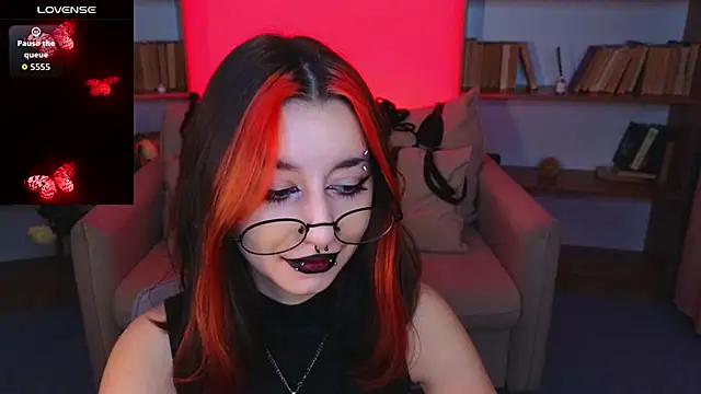 Mistress  Marcelline online show from 12/05/25, 09:51