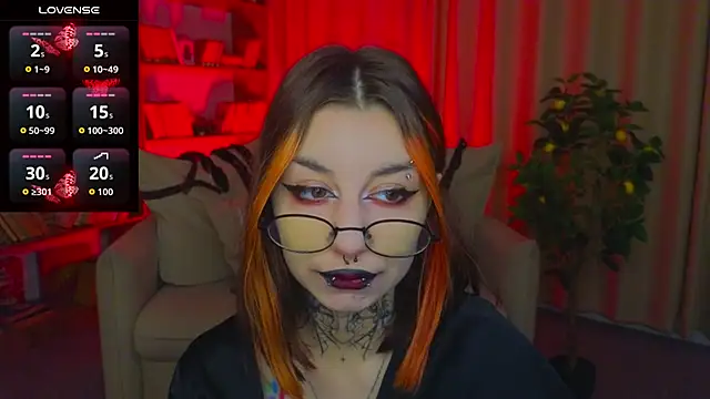 Mistress  Marcelline online show from 04/15/26, 01:34