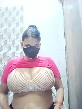 Snapshot of varnika chatting on 06/16/26, 12:19 varnika online show from 06/16/26, 12:19