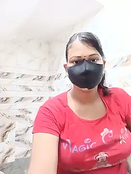 Snapshot of varnika chatting on 07/24/26, 12:47 varnika online show from 07/24/26, 12:47