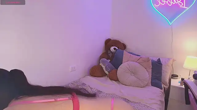 IsabelCortes online show from 10/10/25, 10:31