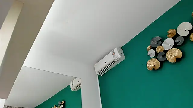 Candy Babe  online show from 12/04/25, 05:39