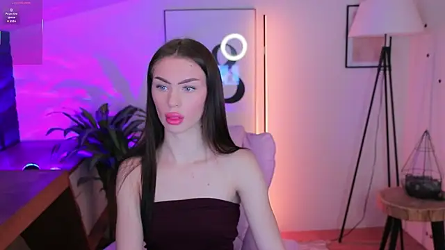 Snapshot of Cherry___Kiss chatting on 11/09/25, 01:20 Cherry Kiss online show from 11/09/25, 01:20