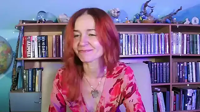 Foxilady357 online show from 11/10/25, 04:17