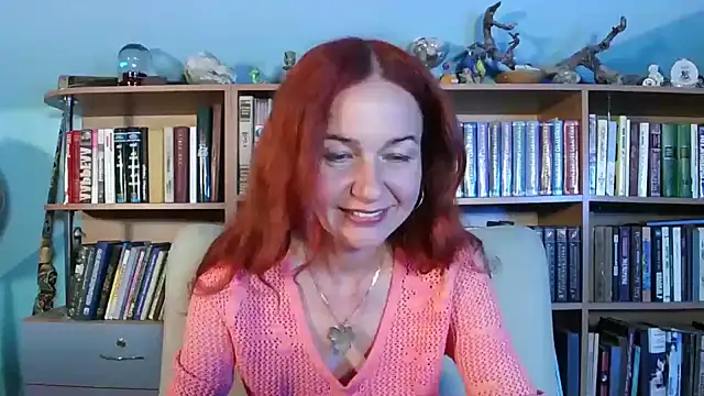 Snapshot of Foxilady357 chatting on 05/11/26, 01:39 Foxilady357 online show from 05/11/26, 01:39