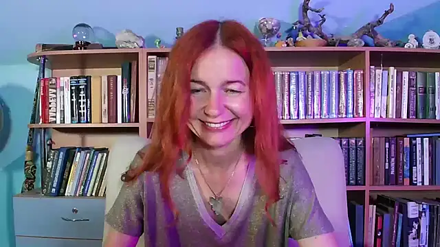 Snapshot of Foxilady357 chatting on 05/20/26, 02:23 Foxilady357 online show from 05/20/26, 02:23
